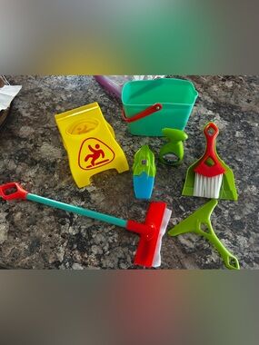 Kids Toy Cleaning Set - Bright Multicolor Play Tools